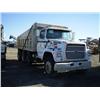 Image 1 : FORD L8000 TRI AXLE DUMP TRUCK s/n 1FDYU82A1KVA36891: