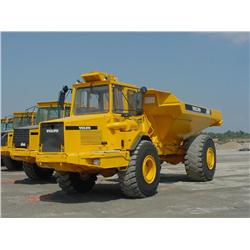 VOLVO A25 4 x 4 ARTICULATED OFF HIGHWAY END DUMP s/n 3533: