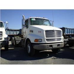 STERLING AT9513 T/A TRUCK TRACTOR s/n 2FWYKMDB7XAA51772: