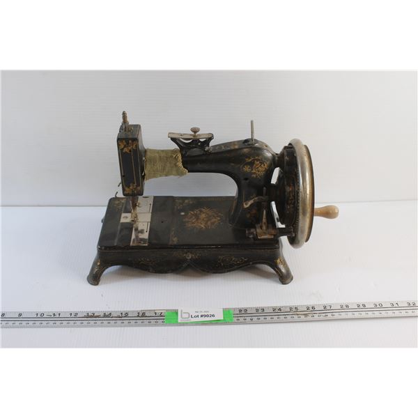 Antique Wanzer London Manual Sewing Machine