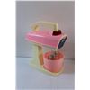 Image 3 : Vintage Battery Operated Hi Top Powerful Lil' Homemaker Food Mixer Toy - As Is