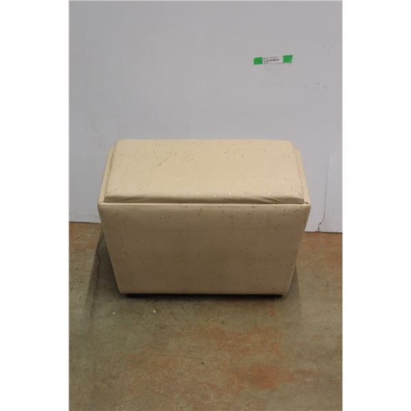 *Vintage Vacuum Storage Stool 24'' x 17'' x 13''