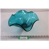 Image 1 : Blue Decorative Glass Dish (5 1/2' High x 11" Diameter)