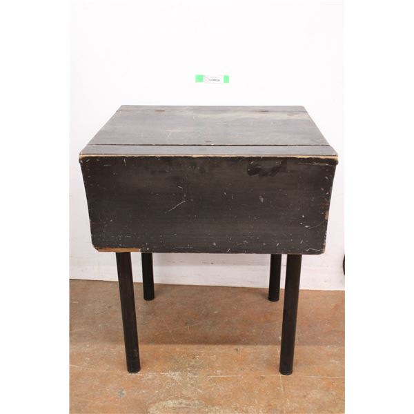 *Small Wooden Desk (24x23x27 1/4") Opens up