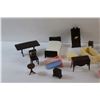 Image 3 : Vintage Plastic Dollhouse Furniture