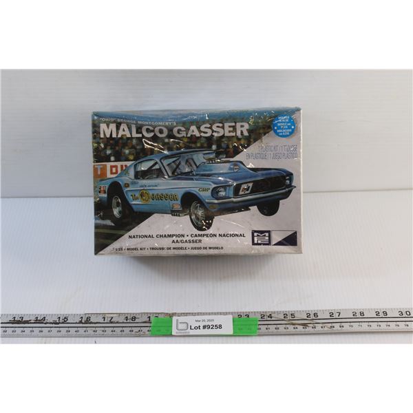 Vintage Malco Gasser National Champion 1/25 Model Kit - Sealed