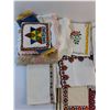 Image 2 : Assorted Linens