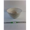Image 1 : Sunburst 13 1/2'' Medicine Hat Mixing Bowl