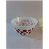Image 2 : (3) Vintage Federal Red Dot Bowls