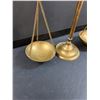 Image 2 : Vintage Brass Scale