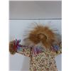 Image 2 : Vintage Inuit Eskimo Hamemade Doll in Traditional Parka w/Real Fur & Leather