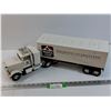 Image 1 : Maple Leaf Semi Tractor and Trailer Tin Model ((24x7x5")