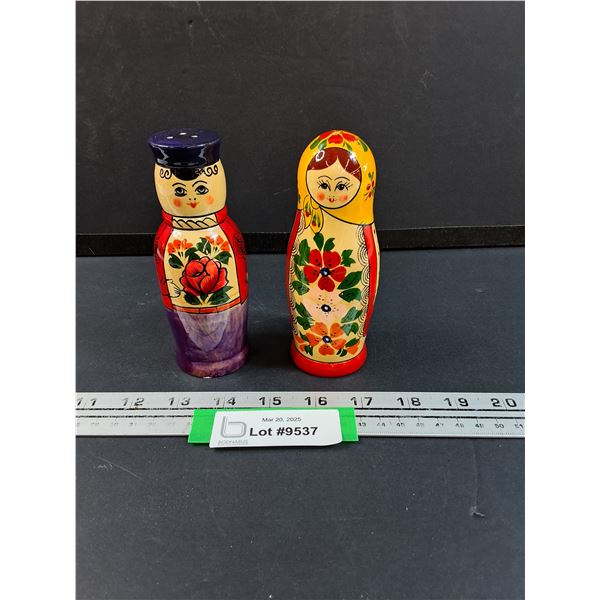 Russian Matreshka Salt & Pepper Shakers Set