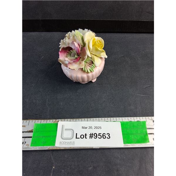 Radnor Bone China Floral Decoration