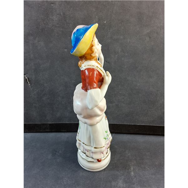Vintage Porcelain Woman Decoration