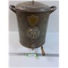 Image 1 : # Vintage SMP Triumph Butter Churn - 14" x 12"