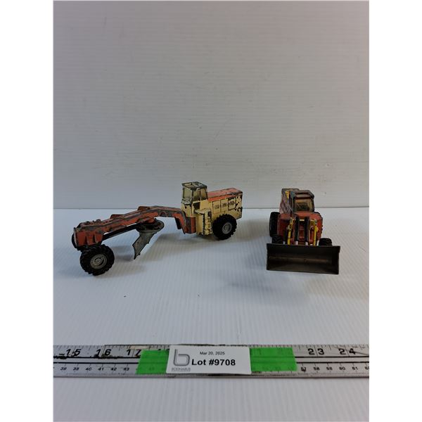 (2) Vintage Die Cast Dinky Toys Farming Equipment Toys
