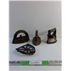 Image 1 : (3) Vintage Irons and Iron Trivet