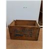 Image 1 : *Blue Ribbon Tea Wooden Crate