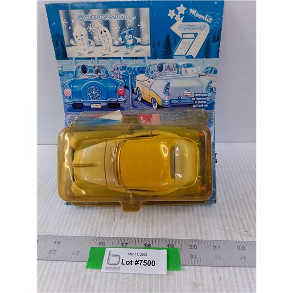 Chevron Cars Della Deluxe