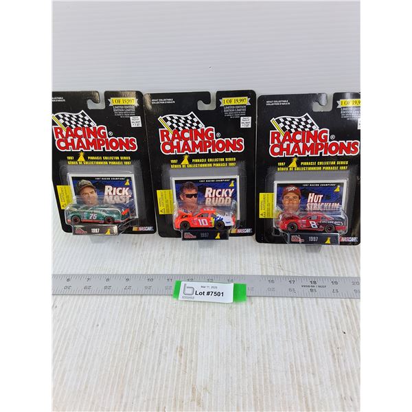 1997 Racing Champions NIB