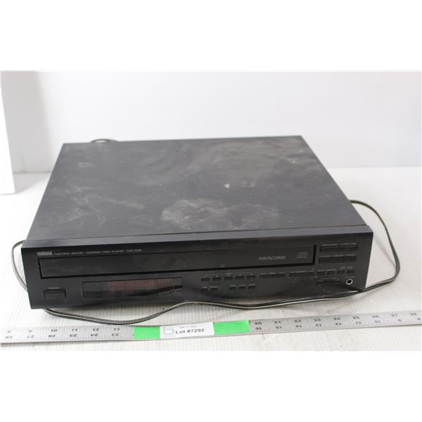 Yamaha Compact Disc Player- Powers On