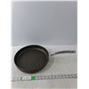 Image 1 : Kirkland Signature Grilling Pan