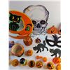 Image 7 : Various Halloween Decorations