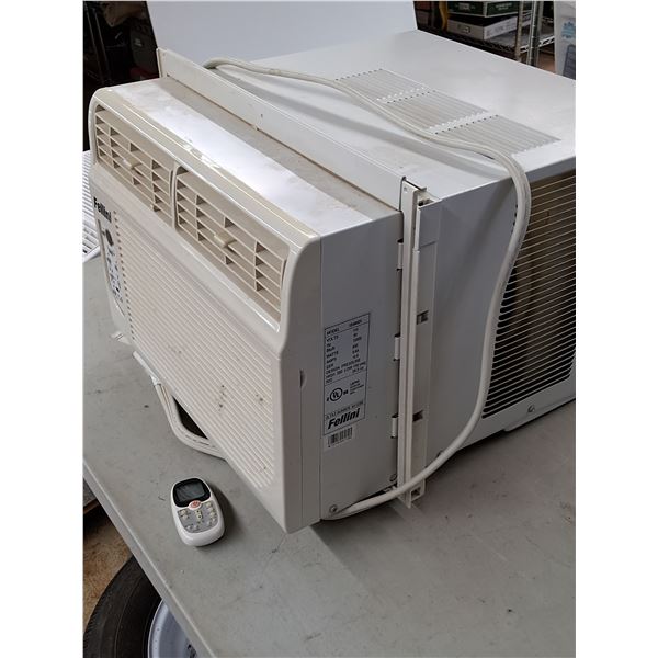 Fellini Window Air Conditioner with Remote
