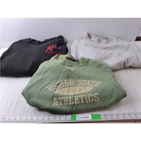 (3) Men's Shirts/Sweaters- L/XL