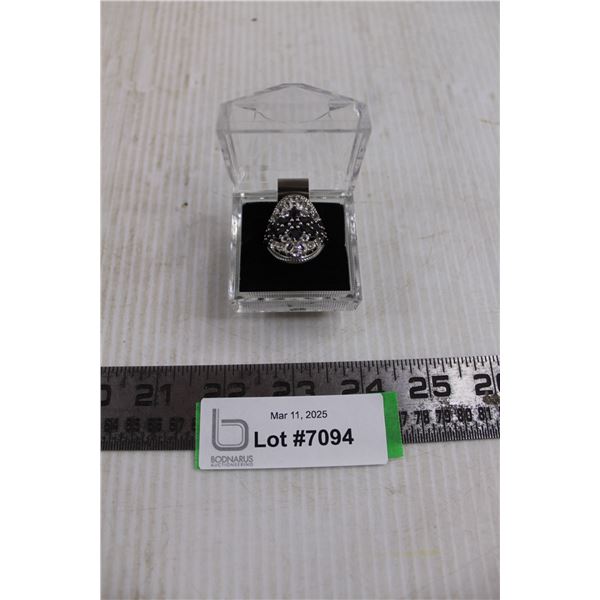 Costume Jewelry Ring - Size 8