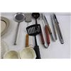Image 3 : Kitchen Utensils Lot (Vervo Plate, Platter, Tongs, Spatulas, Misc.)