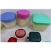 Image 3 : Plastic Food Storage Containers Lot (Tupperware & Rubbermaid - Some Vintage)