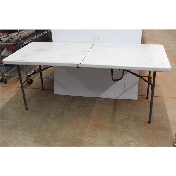 * Fold-Up Table 72" x 30" x 30"