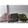Image 1 : (3) Scarves