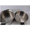 Image 2 : (3) Stainless Steel Pots Up to 10.5" Wide/5" Tall, One Lid