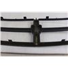 Image 3 : Chrysler Automotive Plastic Grill 34.25" x 10.25"