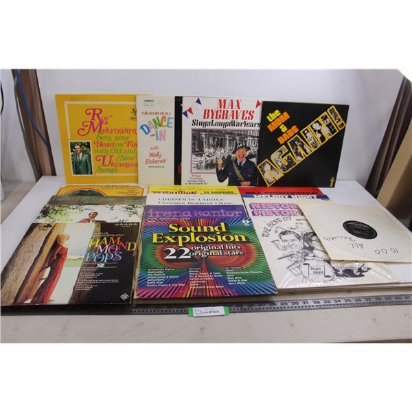 (17) Vinyl Records (Mom & Dads, Nestor Pistor, Ukrainian Dance)