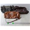 Image 1 : (3) Purses