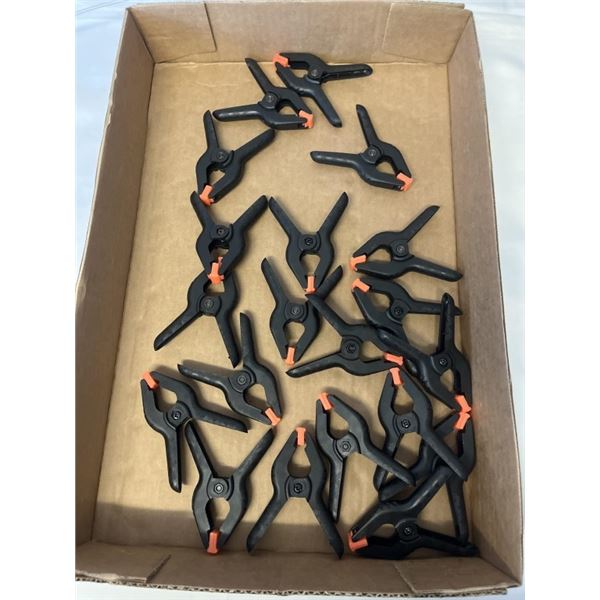 TRAY OF 20 CLAMPS
