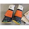 Image 2 : SALISBURY LINESMAN GLOVES, 14 INCH LENGTH
