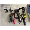 Image 2 : BOX OF VARIOUS FLASHLIGHTS AND HEADLIGHT