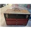 Image 2 : 2 TOOLBOXES WITH CONTENTS AND SAW HORSE BRACKETS