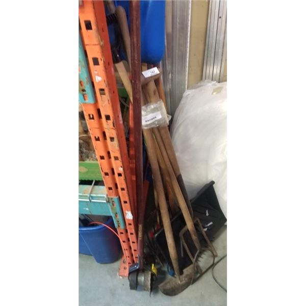 2 BUNDLES OF ASSORTED GARDEN TOOLS