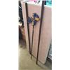 Image 2 : 2 6FT WOODWORKER CLAMPS AND IRWIN QUICK GRIP CLAMP