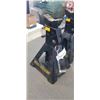 Image 2 : PAIR OF JACK STANDS