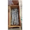 Image 2 : BOX OF ASSORTED PEGBOARD HOOKS