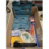 Image 3 : DEWALT SANDER, MAKITA KIT, HEAT GUN AND MORE