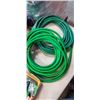 Image 4 : 3 GARDEN HOSES AND TRAY OF GARDEN GLOVES, TROWELS