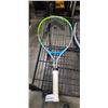 Image 2 : 2 TENNIS RACQUETS AND 2 BIKE RACKS